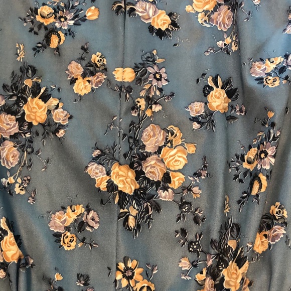 Vintage Floral Dress - Picture 3 of 15